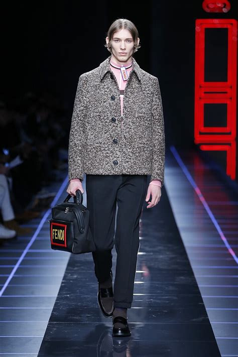 fendi uomo fw 2017|fendi fashion 2017.